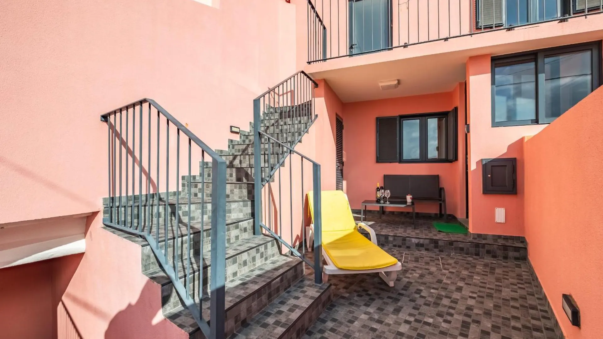 Seaside Charm II Apartment Camara de Lobos