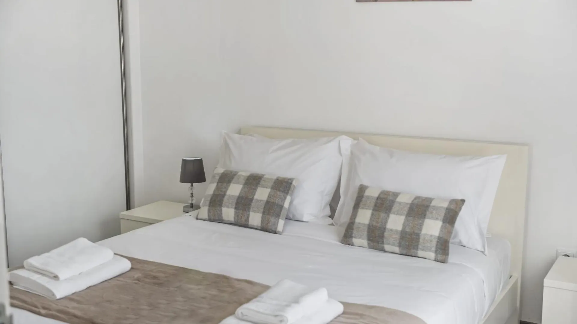 Seaside Charm II Apartment Camara de Lobos