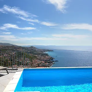 Peak A Boo Private Heated Pool And Private Parking Camara de Lobos